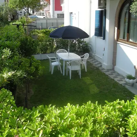 Ilios Residence Lido di Jesolo Kamer foto